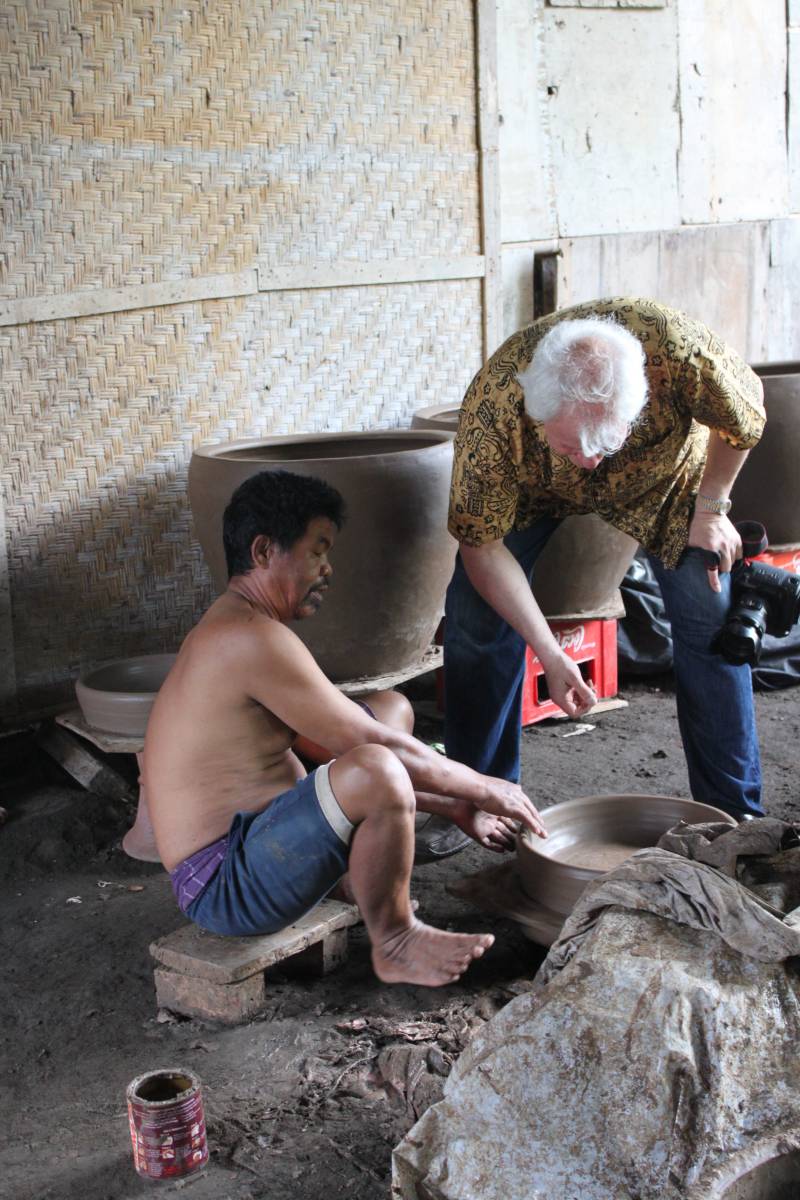 Balinese eartenware dishes made by turning